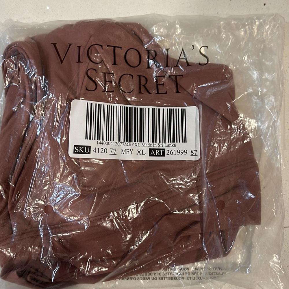 - New Victoria Secret unlined soft wireless lounge bra